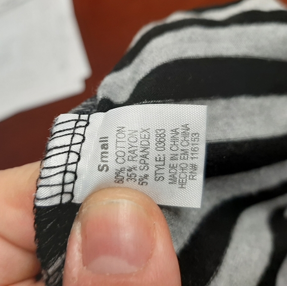 Gored Flaired Stripped Skirt - Picture 4 of 4